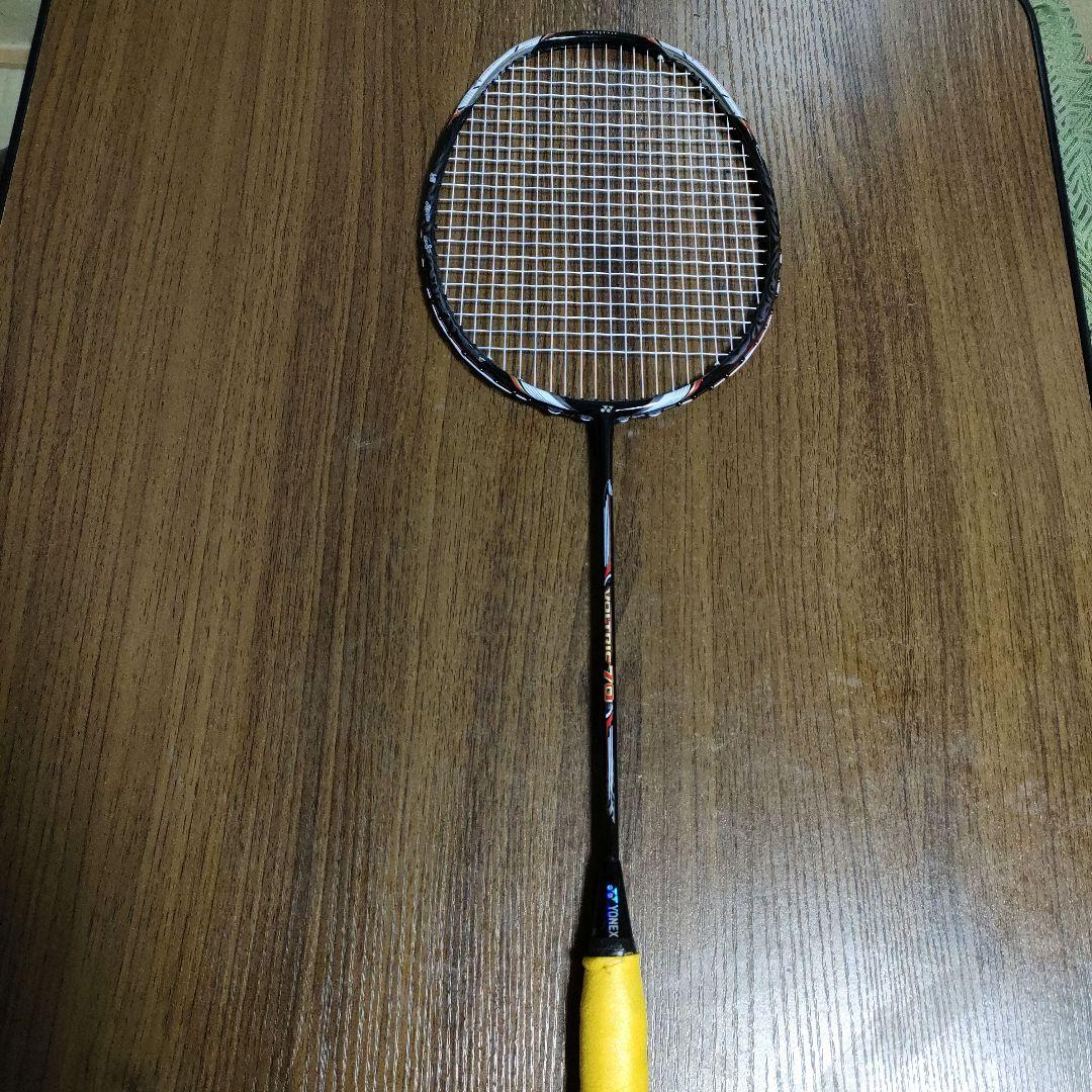 【お値下げしました】YONEX VOLTRIC70バドミントンラケット Amazon | YONEX（ヨネックス）【VOLTRIC 70（ボルトリック70） VT70