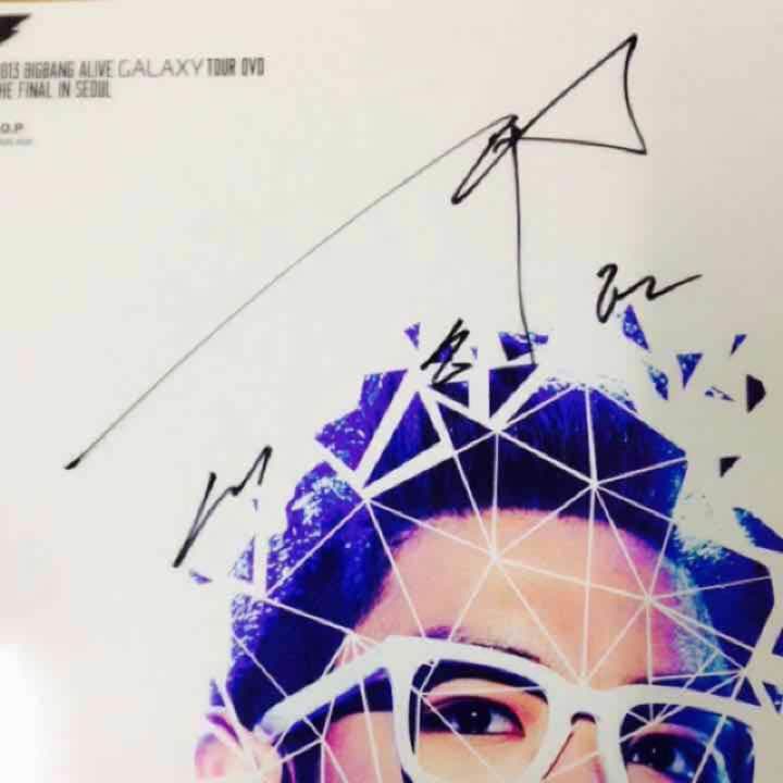 BIGBANG T.O.P タプ 直筆サインクリアファイル - メルカリ