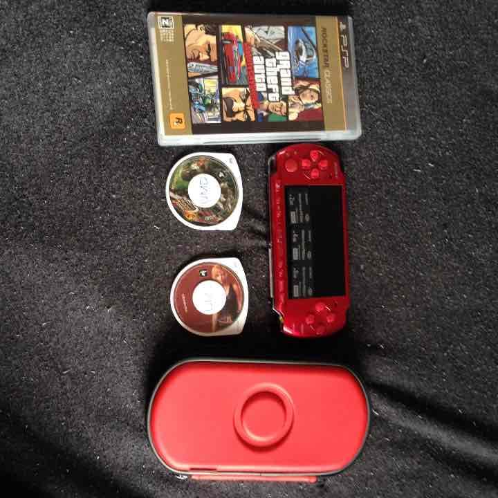 psp-3000 ソフト付き メモリ付き SONY（ソニー） PSP-3000 本体 すぐ遊べるセット メモリースティック