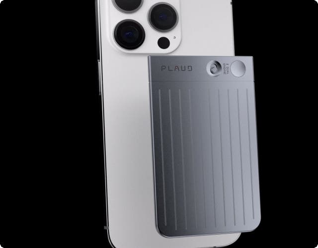 PLAUD NOTE ChatGPT連携AIボイスレコーダー｜議事録を即時に作成