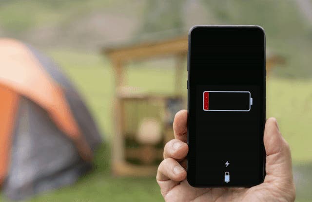 くっつければ充電。手のひらサイズのコンパクトさと軽さ！次世代