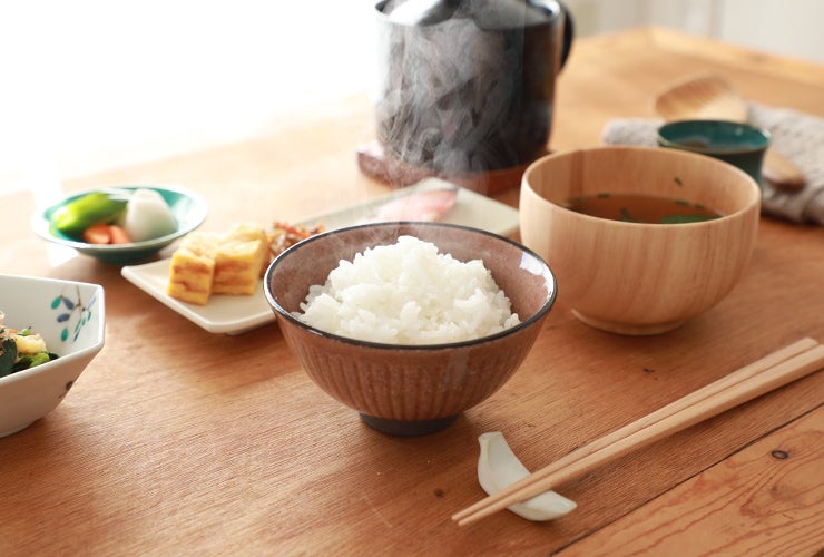 有田焼・おまぐはん第二弾！毎日簡単土鍋ごはん｜ほったらかしで料亭の