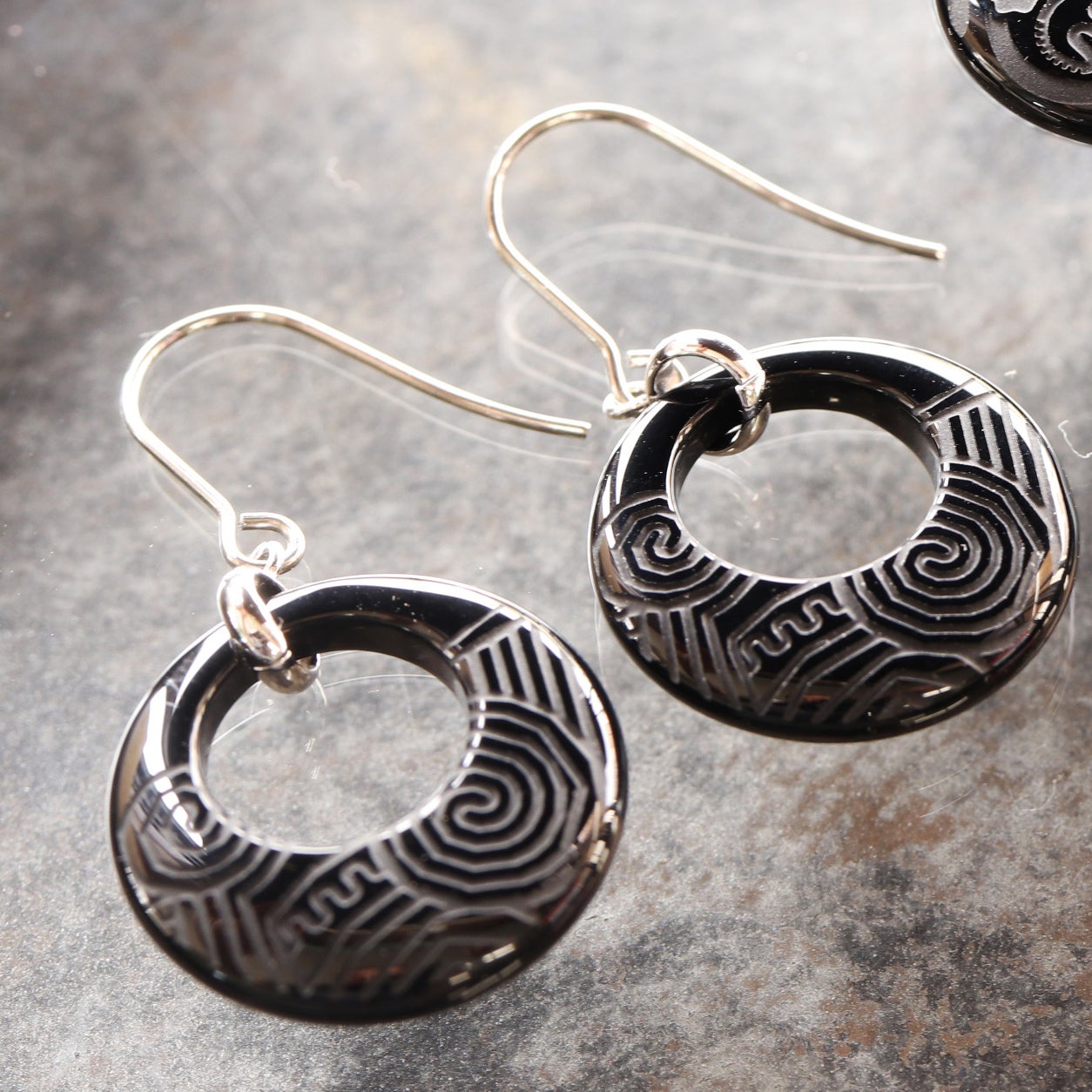 Makuake｜2大考古 縄文と古墳時代の世界 ジュエリーの街でつくる 土偶