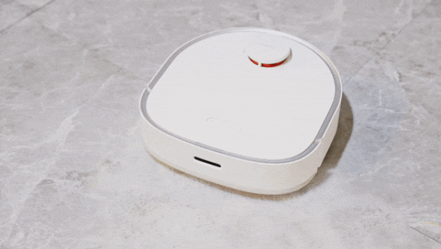 熱風乾燥機能】搭載ロボット掃除機！吸引・水拭き・モップ洗浄全てを全