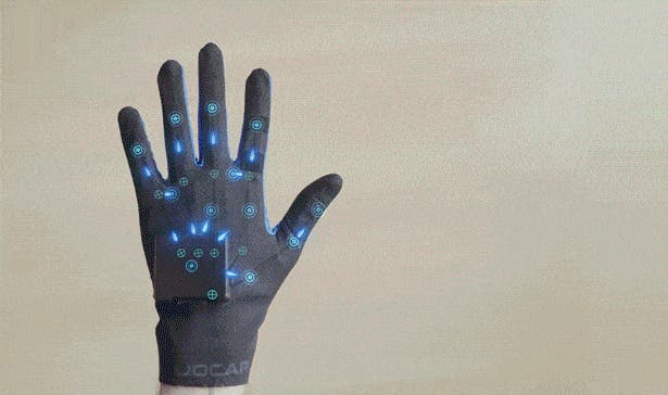 ゲーム世界の革命！SteamVR向け、完全没入型VRグローブ「UDCAP