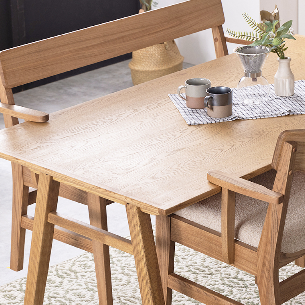 チャームス ダイニングテーブル