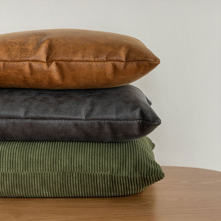 プルート クッション | 家具・インテリア通販サイト CRASH GATE