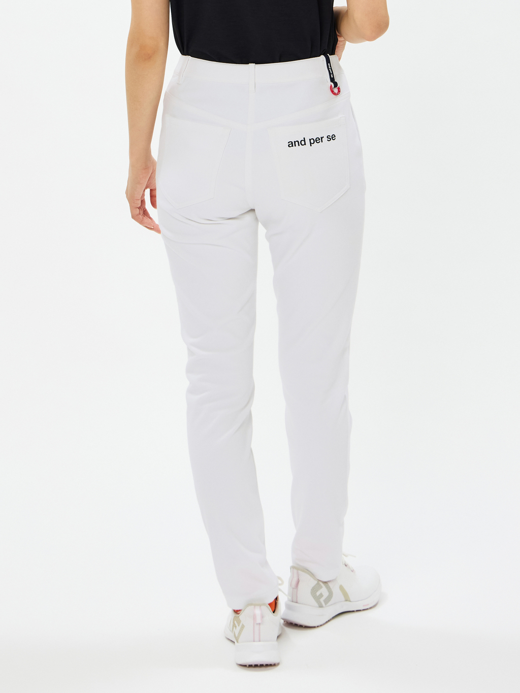 アンパスィ史上No,1”ストレッチ素材を使用したショットスムーザー