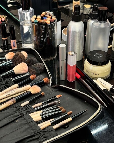 パウダー ブラシ | ボビイ ブラウン Bobbi Brown 公式 オンライン ショップ