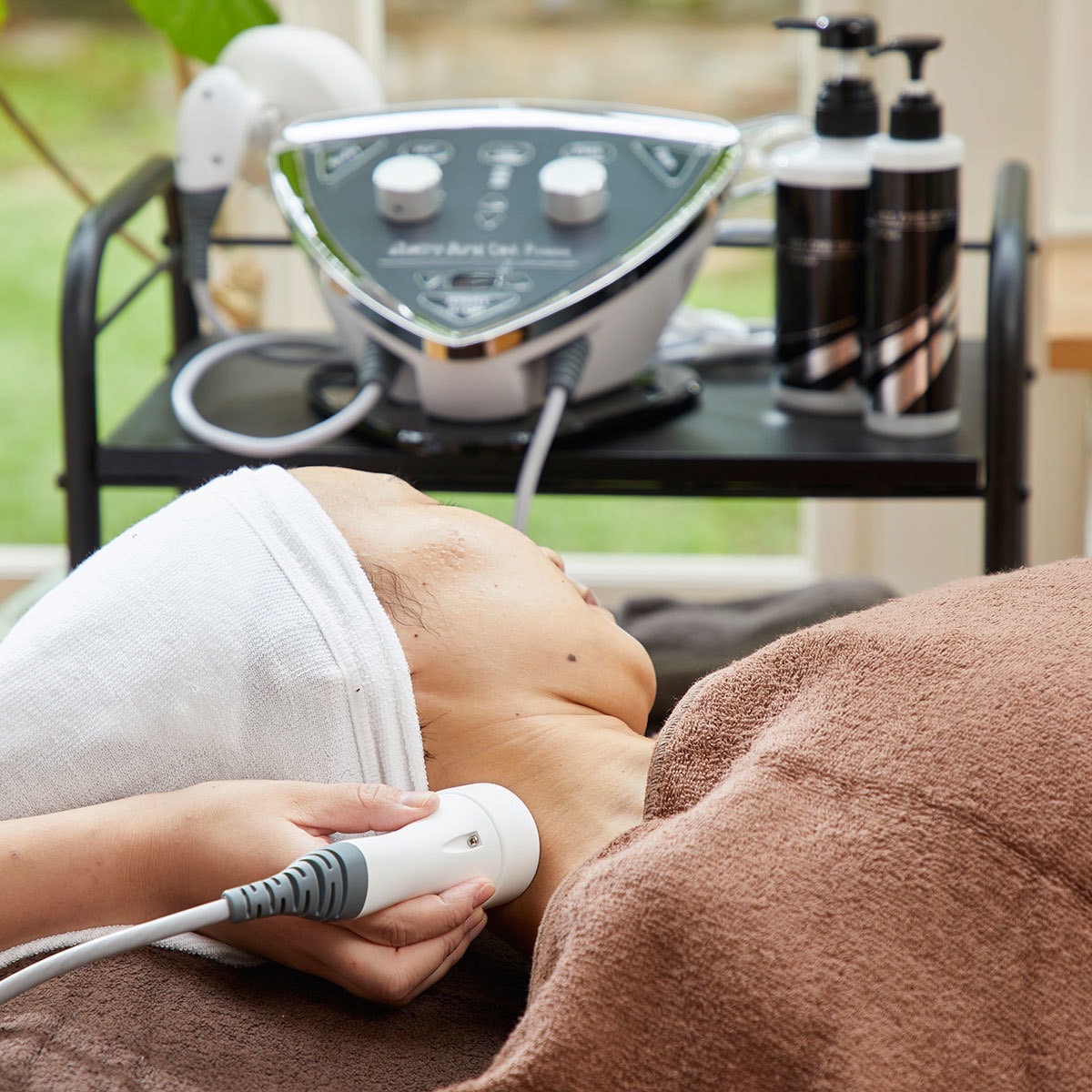 クワトロバーストキャビプレミア | エステサロン銀星