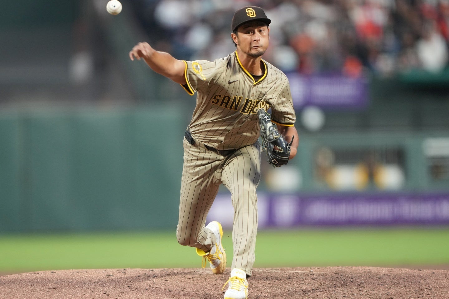 ダルちっちゃ笑」身長196cmのダルビッシュ有が小さく見える衝撃的一枚