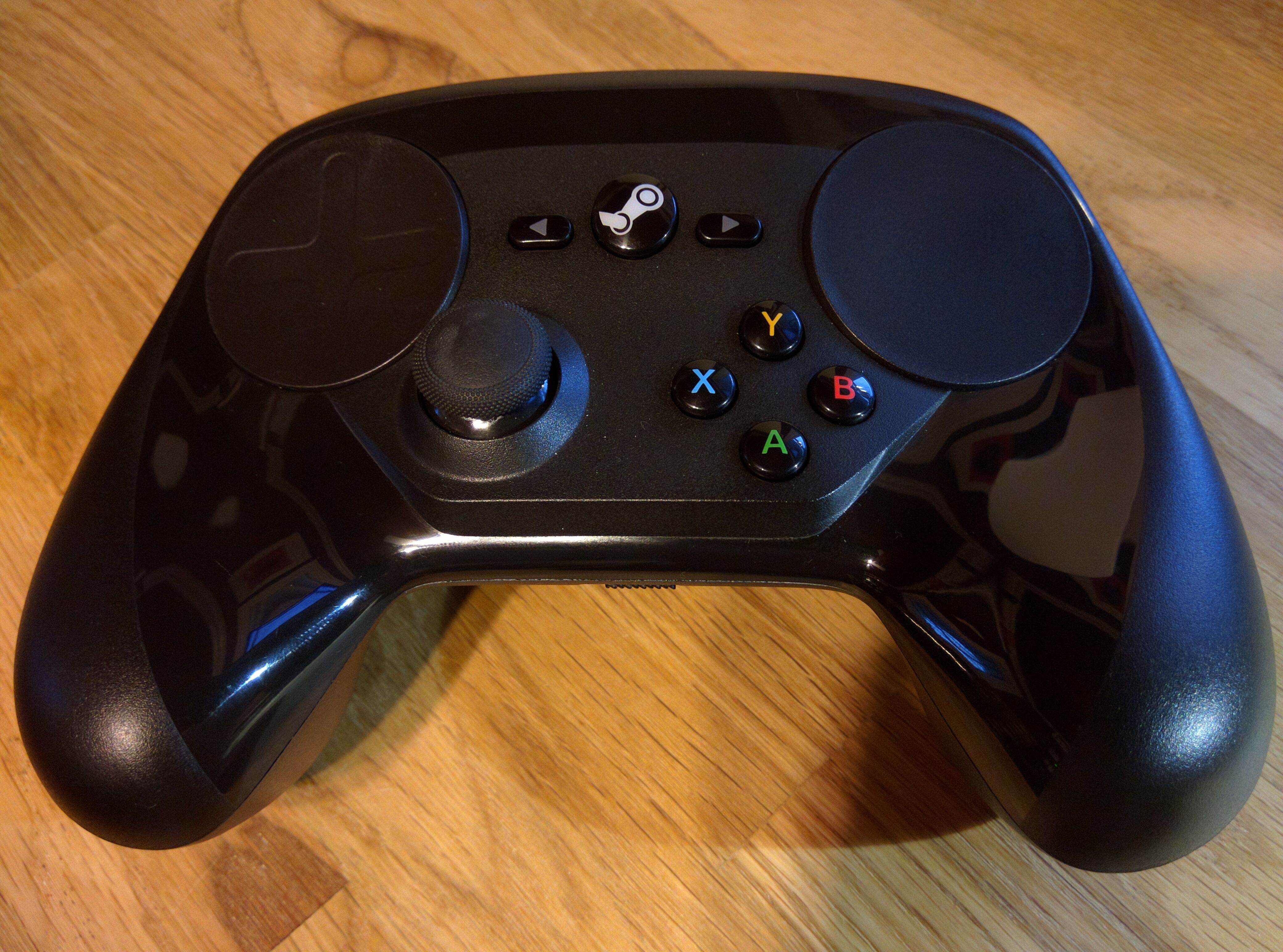 Valve should make another Steam Controller — here are three