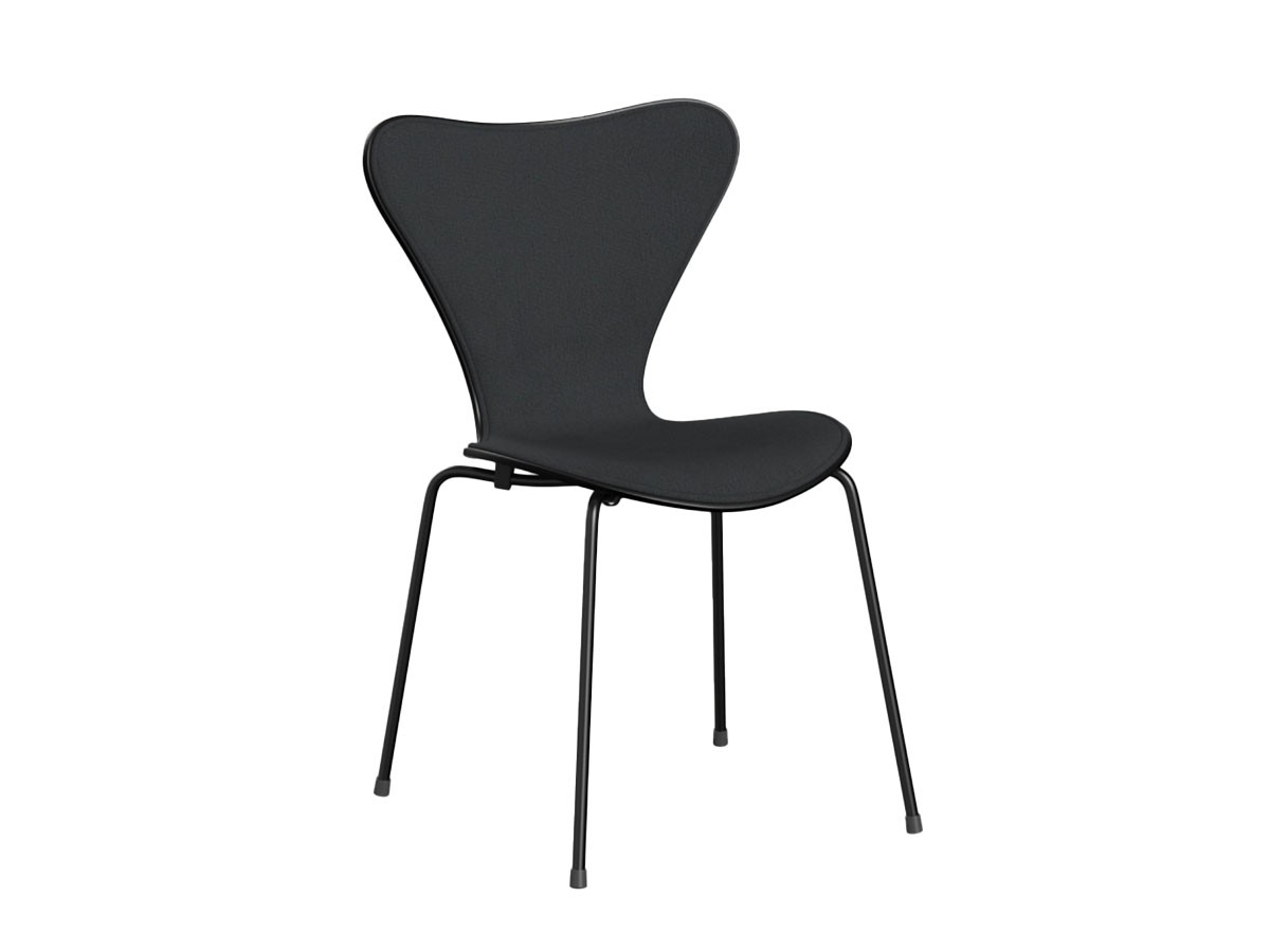 FRITZ HANSEN Dining Room Campaign 2025 SERIES 7 / フリッツ