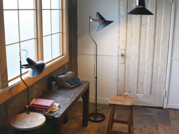 FLYMEe Factory Floor Lamp / フライミーファクトリー フロアランプ