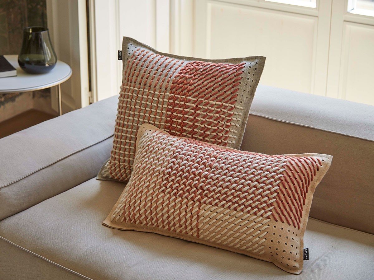 本日のみ！ほぼ新品未使用 GAN 大型クッション スペイン デザイン 日本