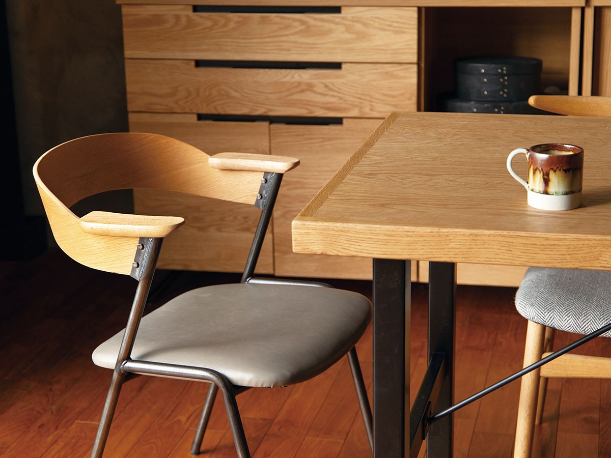 a.depeche danis short arm chair PU / アデペシュ ダニス ショート