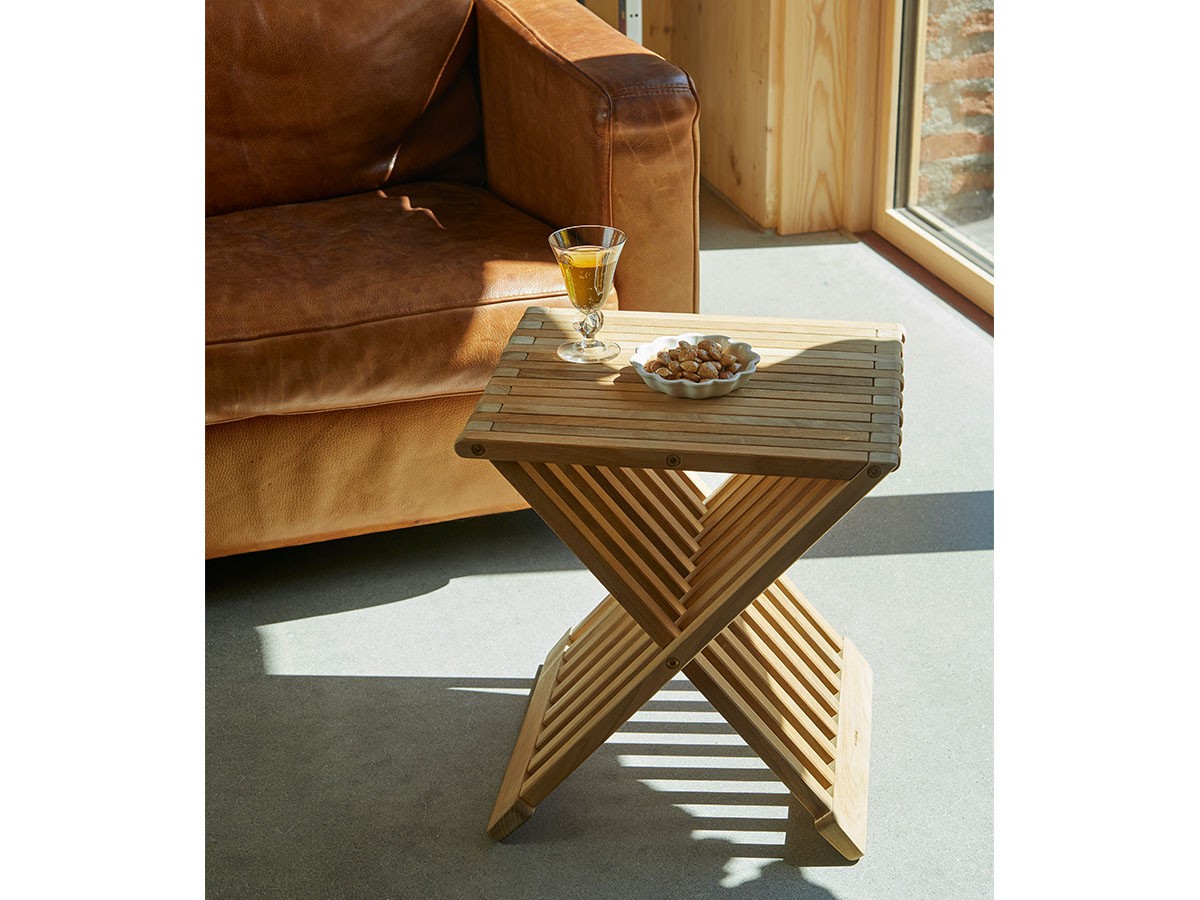 FRITZ HANSEN Fionia Stool / フリッツ・ハンセン フィオニア スツール