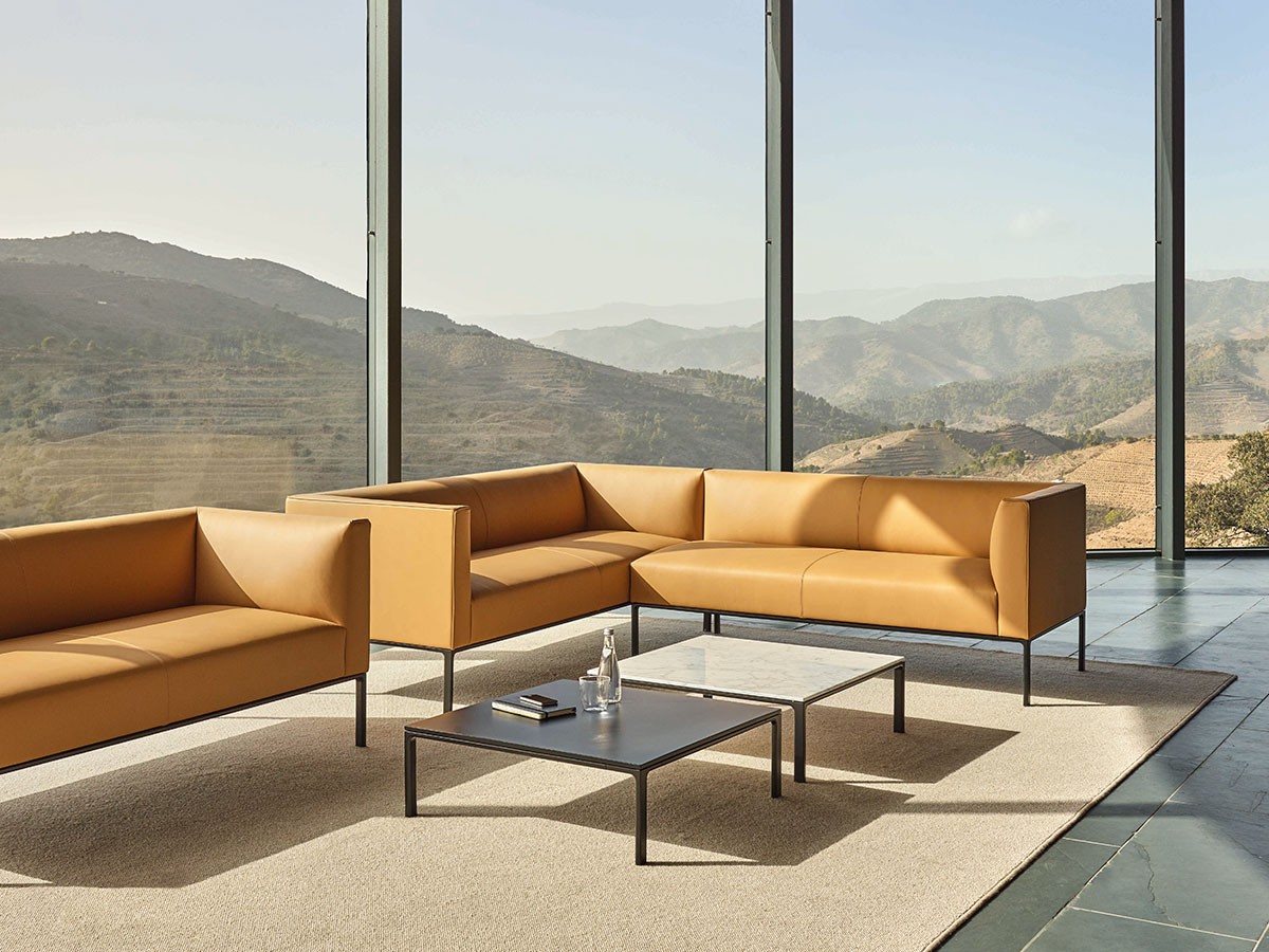 Andreu World Raglan 3-Seater Sofa / アンドリュー・ワールド