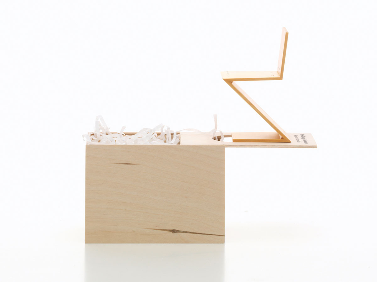 Vitra Miniatures Collection Zig zag stoel / ヴィトラ ミニチュア