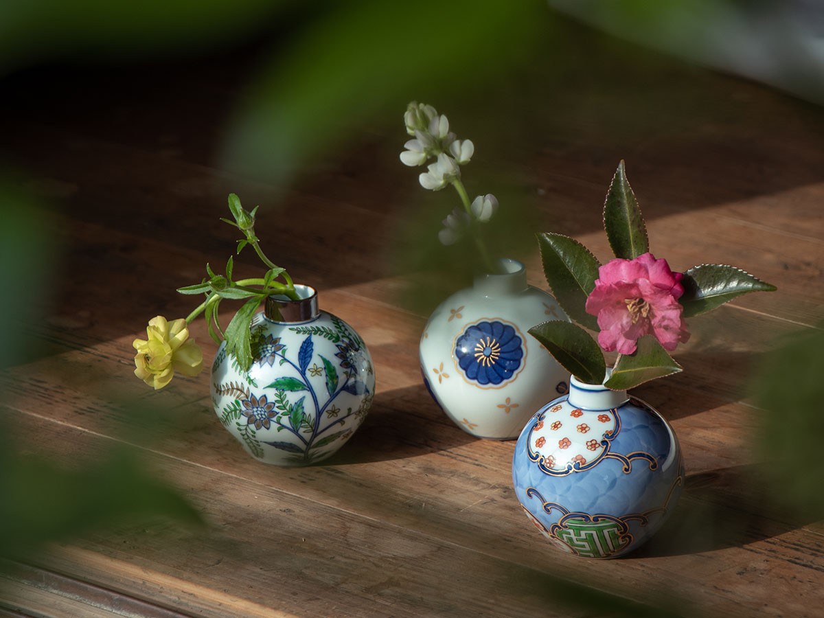 源右衛門窯 染金彩丸菊紋 小花瓶 / げんえもんがま 染金彩丸菊紋 小