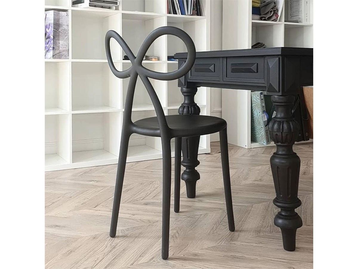 Qeeboo Ribbon Chair / キーブー リボンチェア - インテリア・家具通販