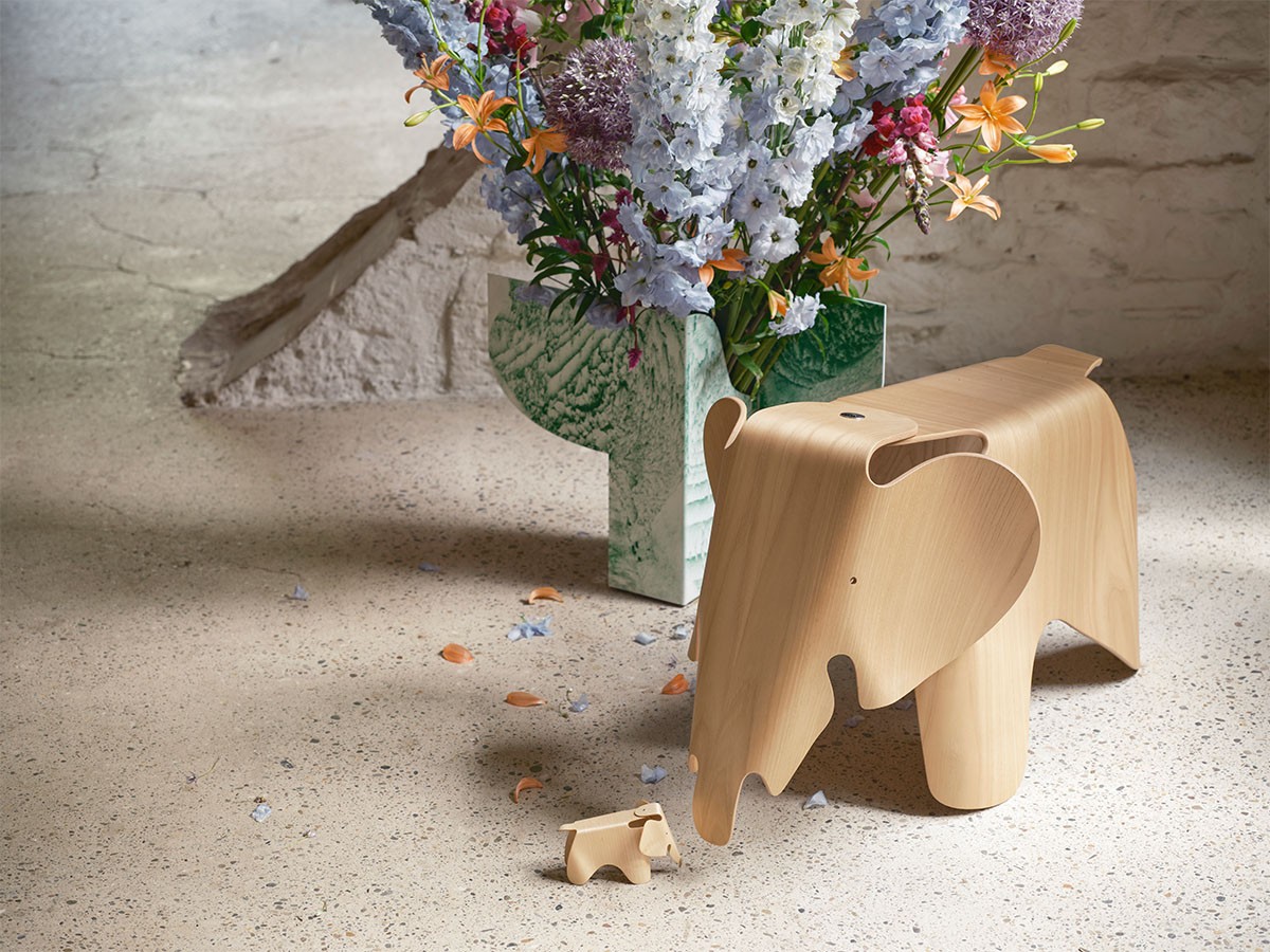 Vitra Eames Elephant (Plywood) / ヴィトラ イームズ エレファント