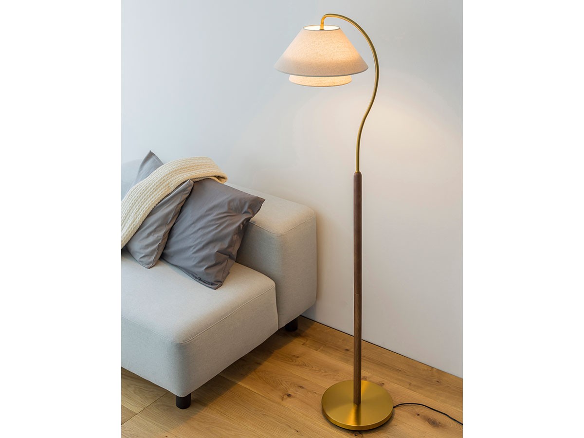 FLYMEe Vert Floor Light / フライミーヴェール フロアライト #113031