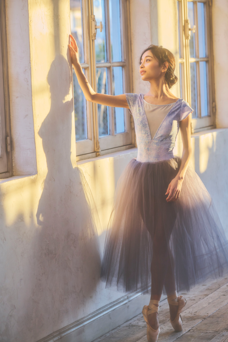 stina / type M pearl / blue aurora