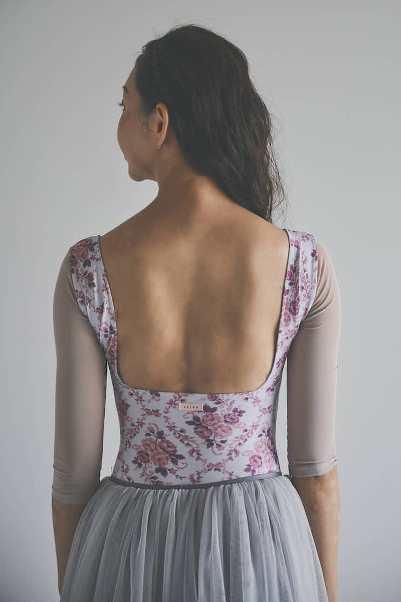 stina / type U ballerina + / Sonata peach