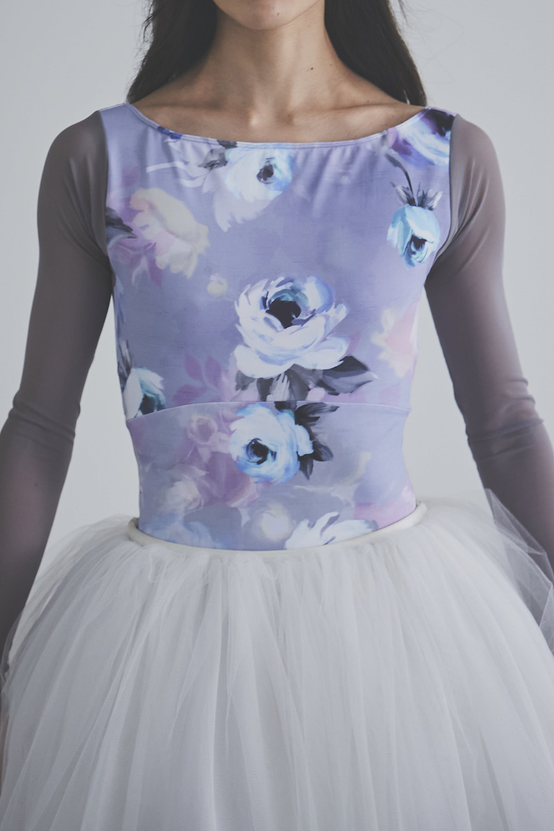 stina / type O square / fantasy lilac