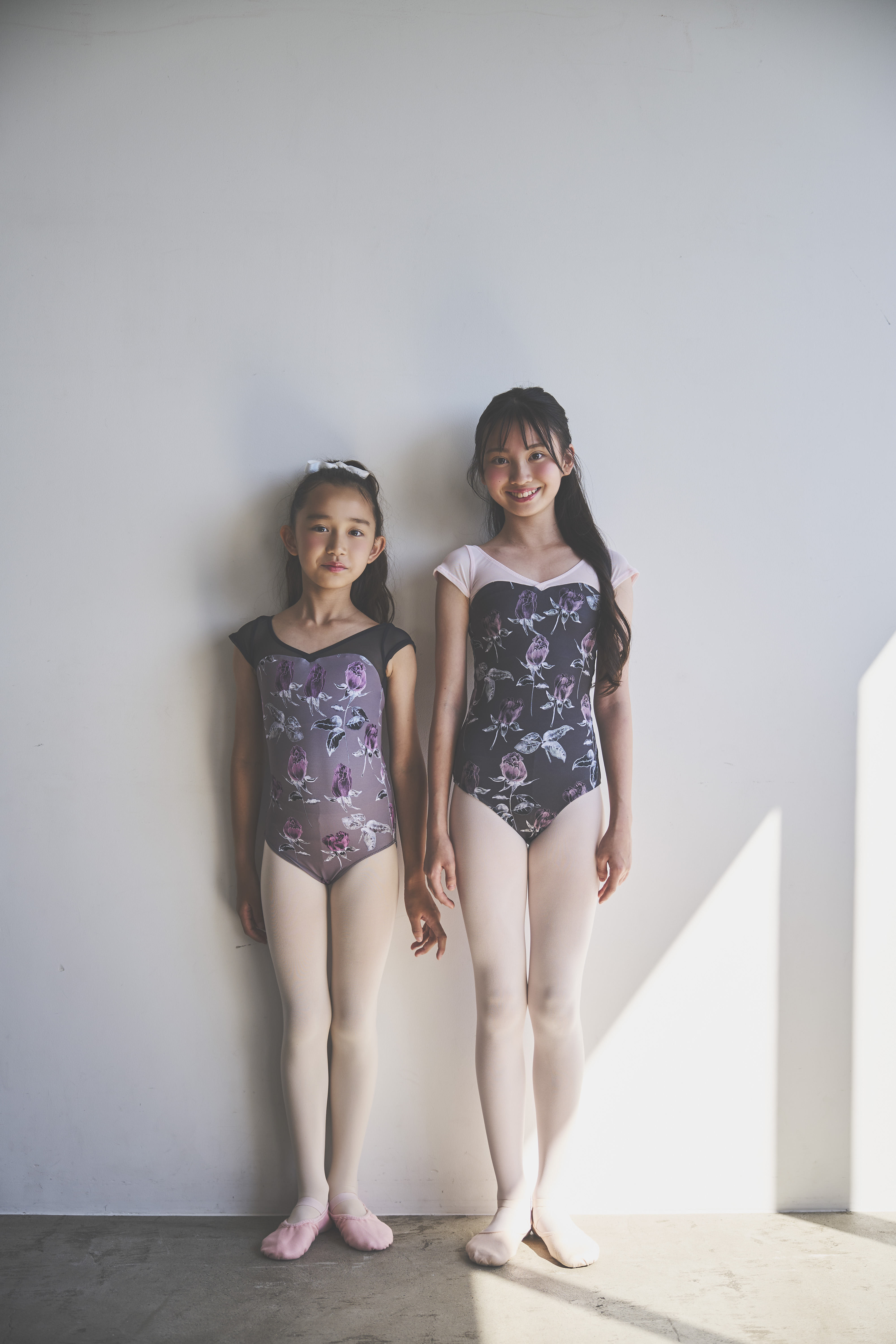 stina / type H half sleeve / Noire Rose espresso / girl