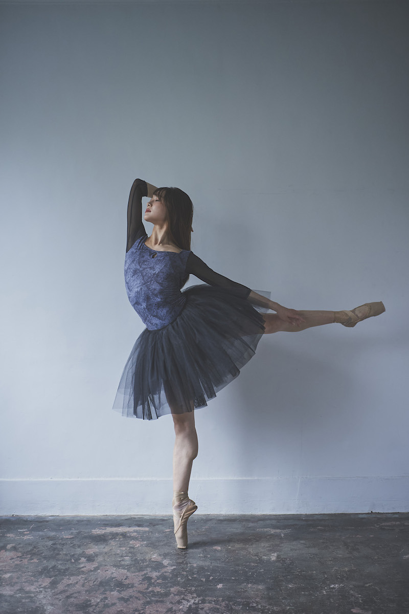 stina / type U ballerina + / sumi core