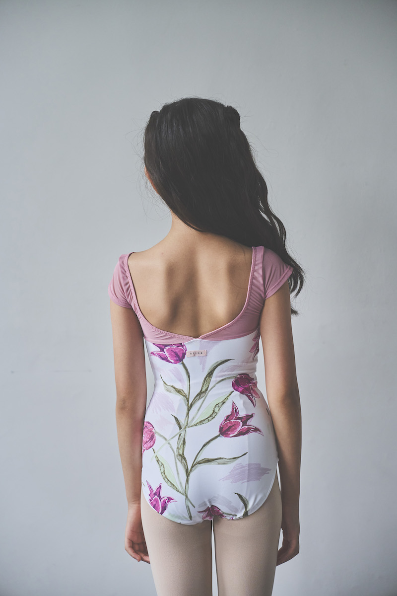 stina / type H half sleeve / Rebel Tulip white / kids / girl