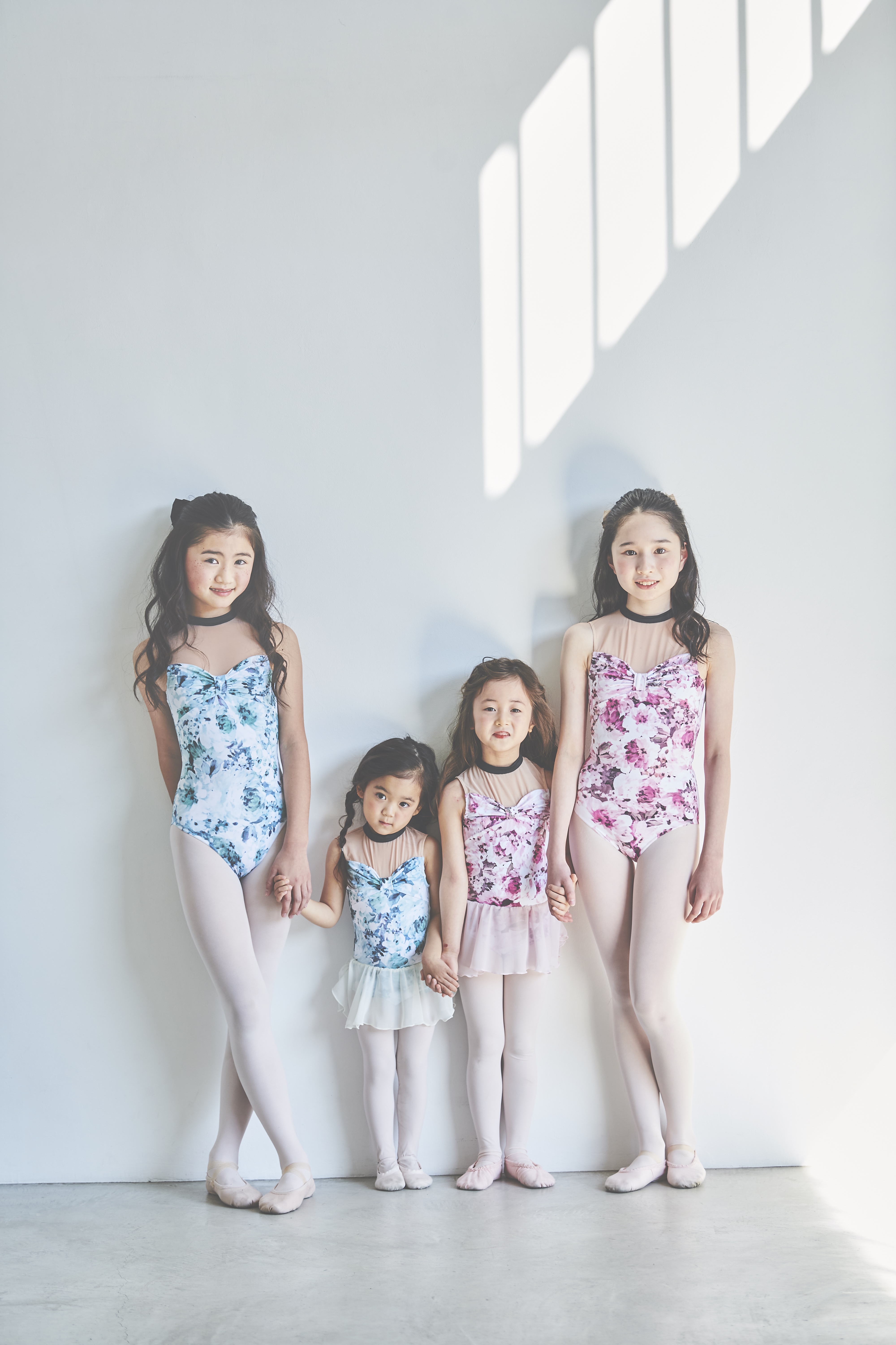 stina / type Y neck ribbon / fancy pink / girl