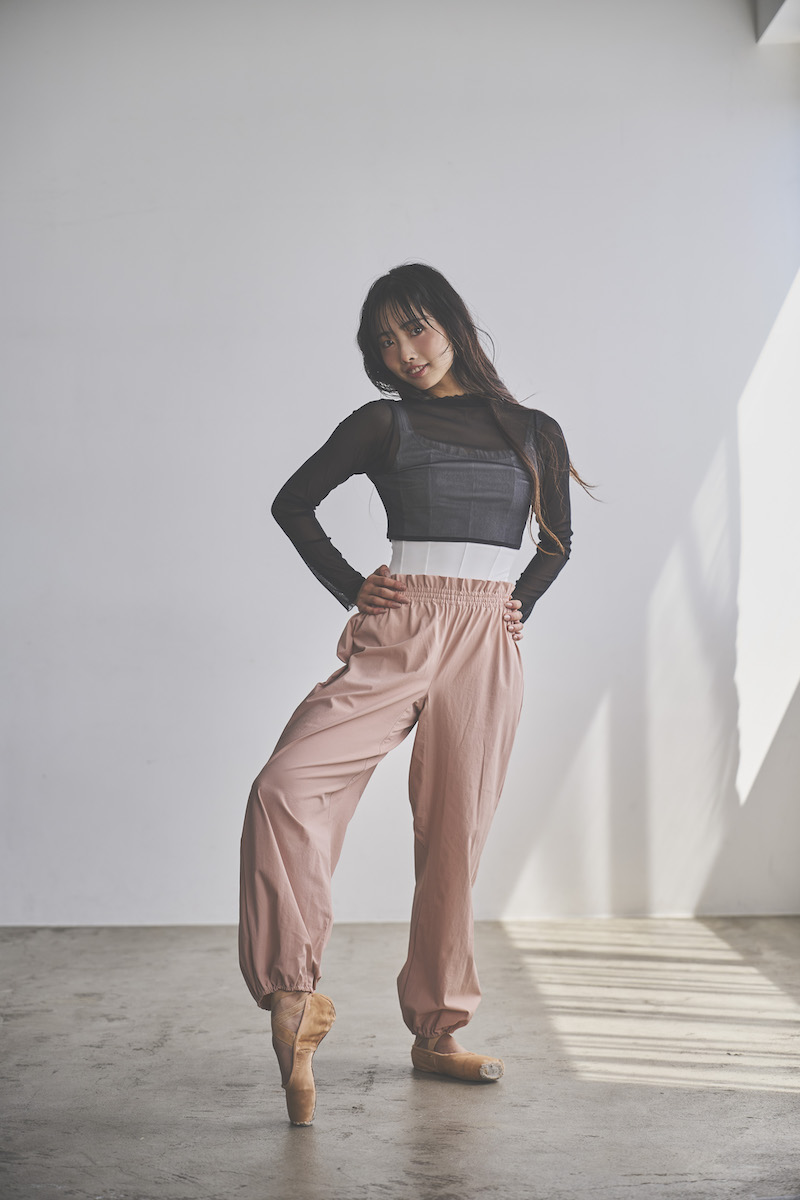 stina / Retune. warm up pants / pink