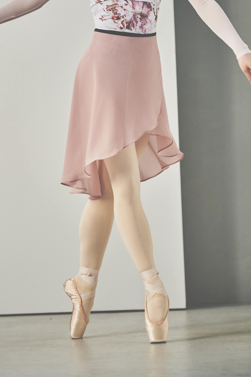 stina / black ribbon wrap skirt / dusty pink