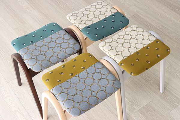 ミナ ペルホネンの生地「dop」の新柄使用！秋田木工のスタッキング