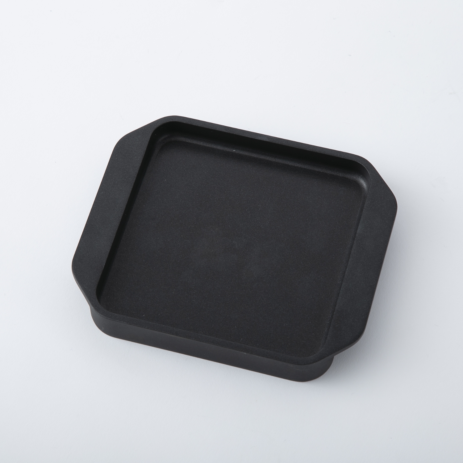 あやせものづくり研究会/Sumi Toaster -炭の力で水分を逃さない、絶品