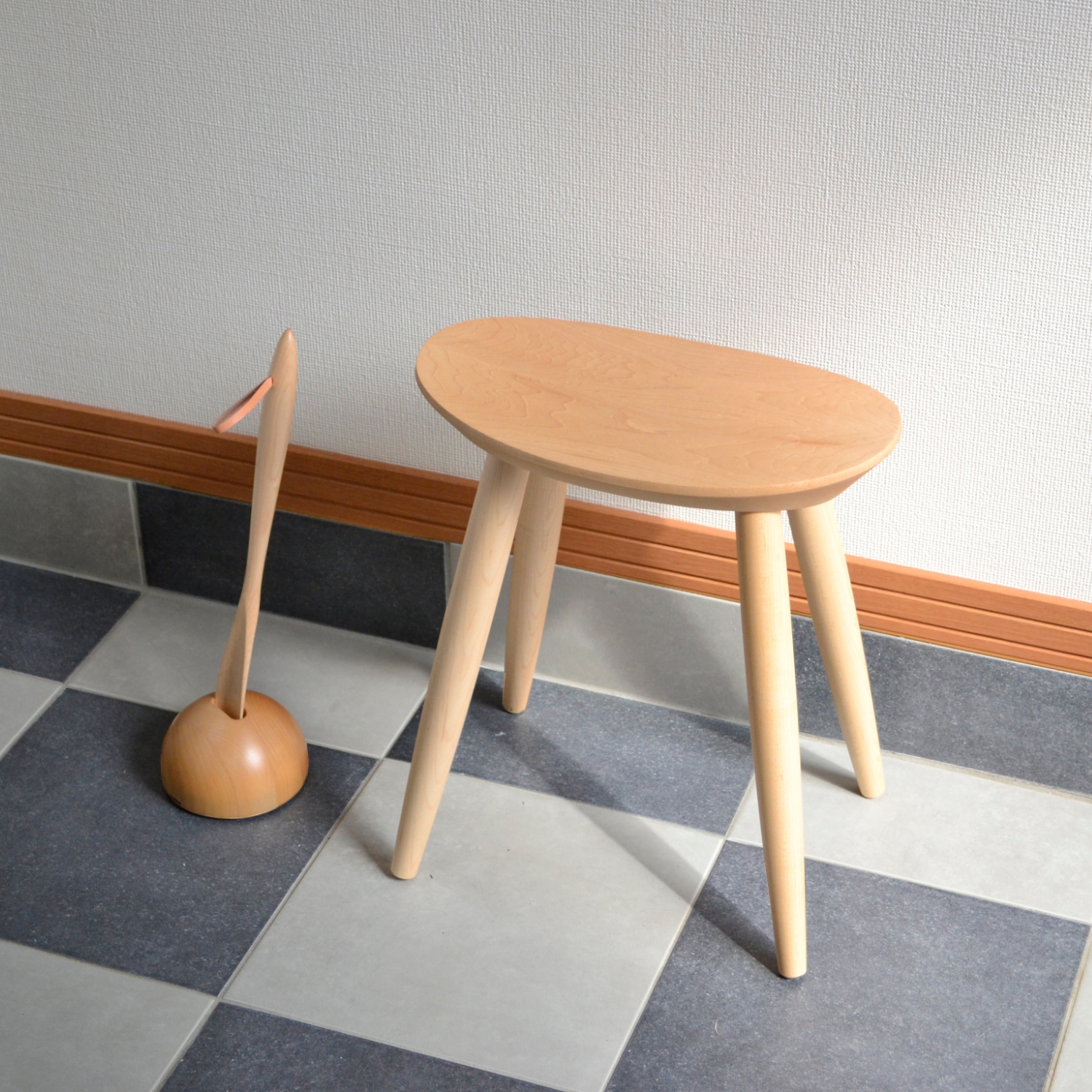 cosine/エントランススツール メープル材 -靴を履くのも快適に！玄関に