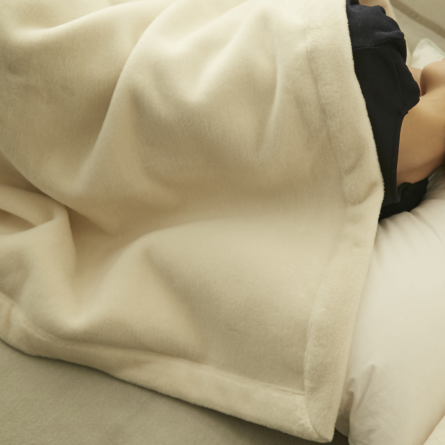 三井毛織/エジプト超長綿の掛け毛布 ダブル -静電気の起こりにくい