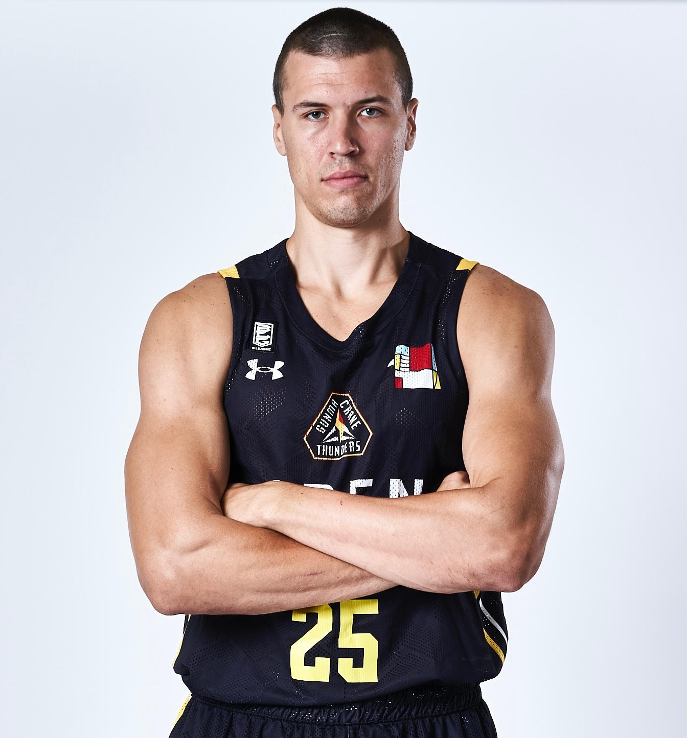 アリーナSS席＋直筆サイン入りレプリカユニフォーム#2＋メモリアルT