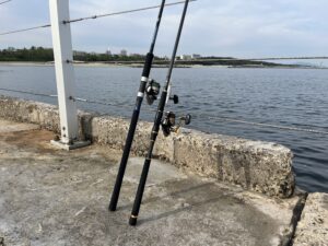 ショアジギングロッドの長さの選び方！9、10、11ft台の使い分けを解説！ -