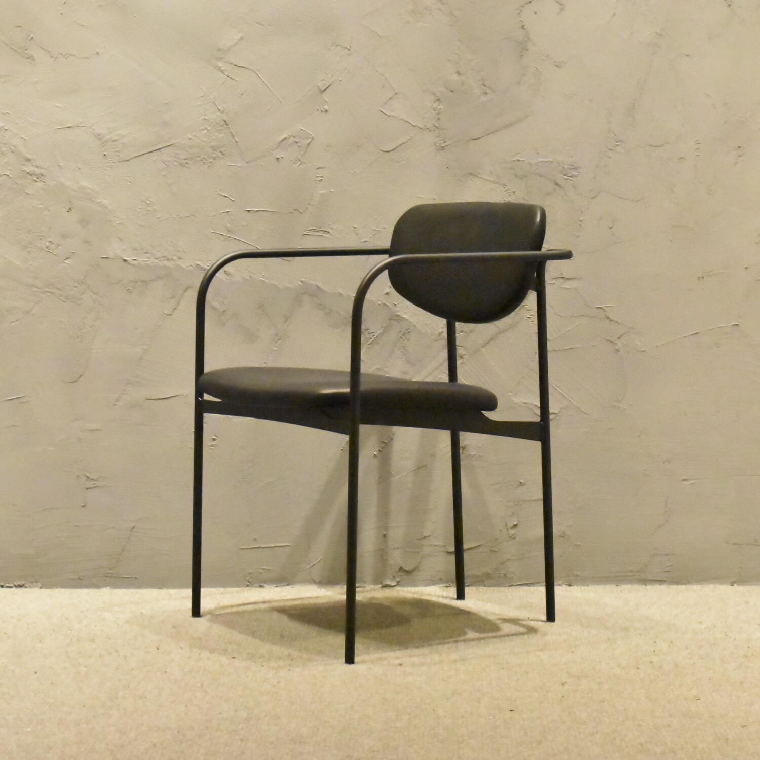 Crankアームチェア GRAY | SUGIYAMA | Japanese Minimalist Solid Iron