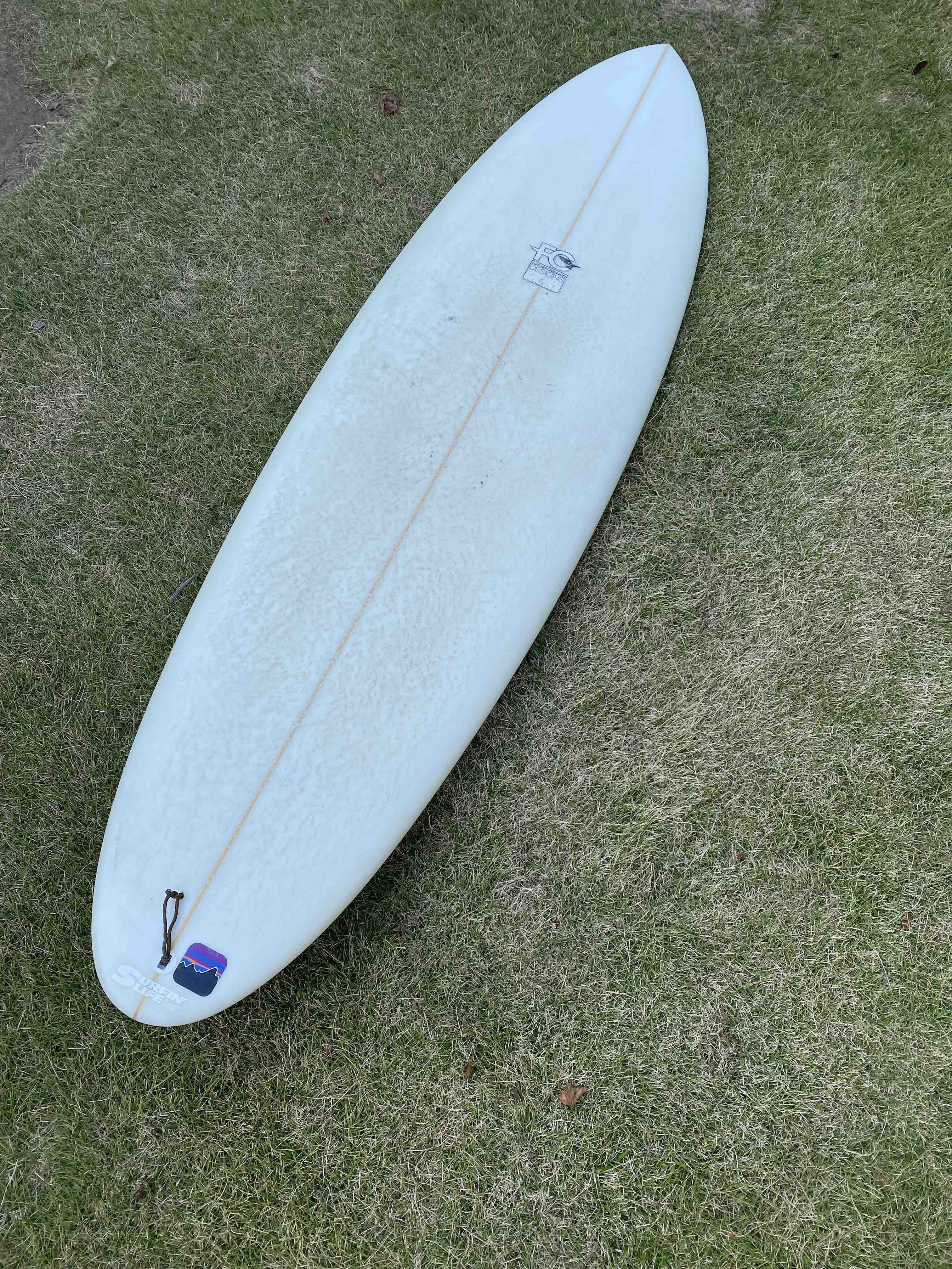 スタッフ鈴木も体感、ミッドレングスやログのセンターフィンはFCS IIが