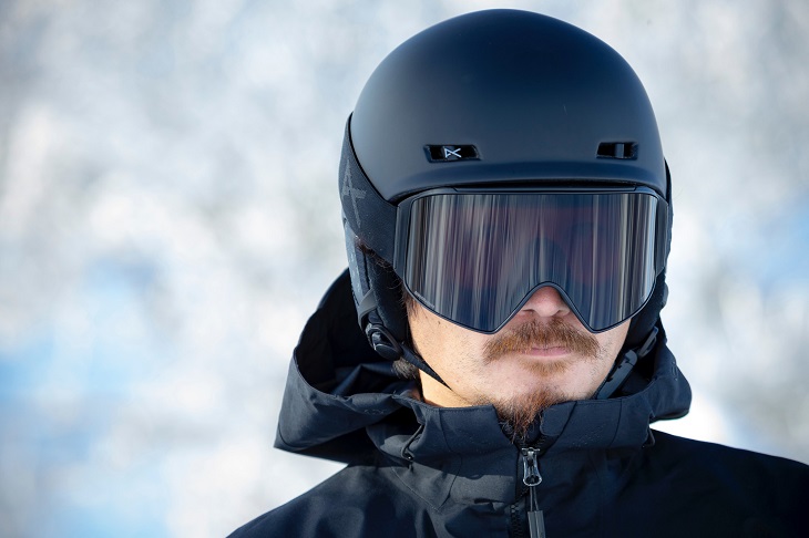 雪を愛するすべてのスキーヤーにAnonを - SURF&SNOW