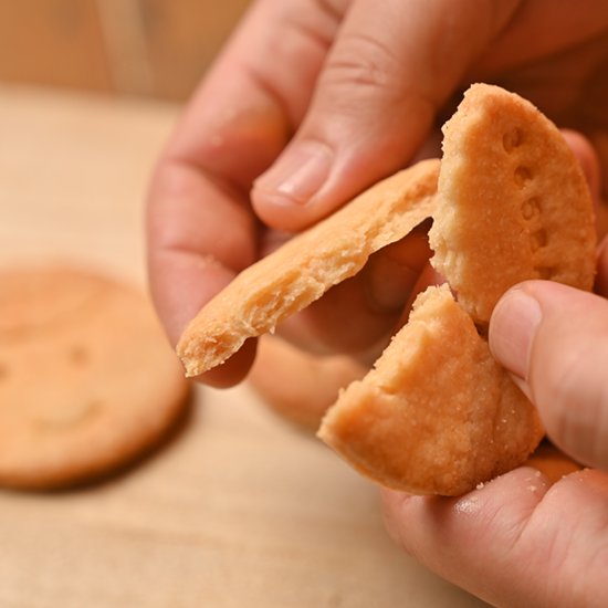 にこちゃんビスケット 商品ページ | SUZU365 オンラインショップ