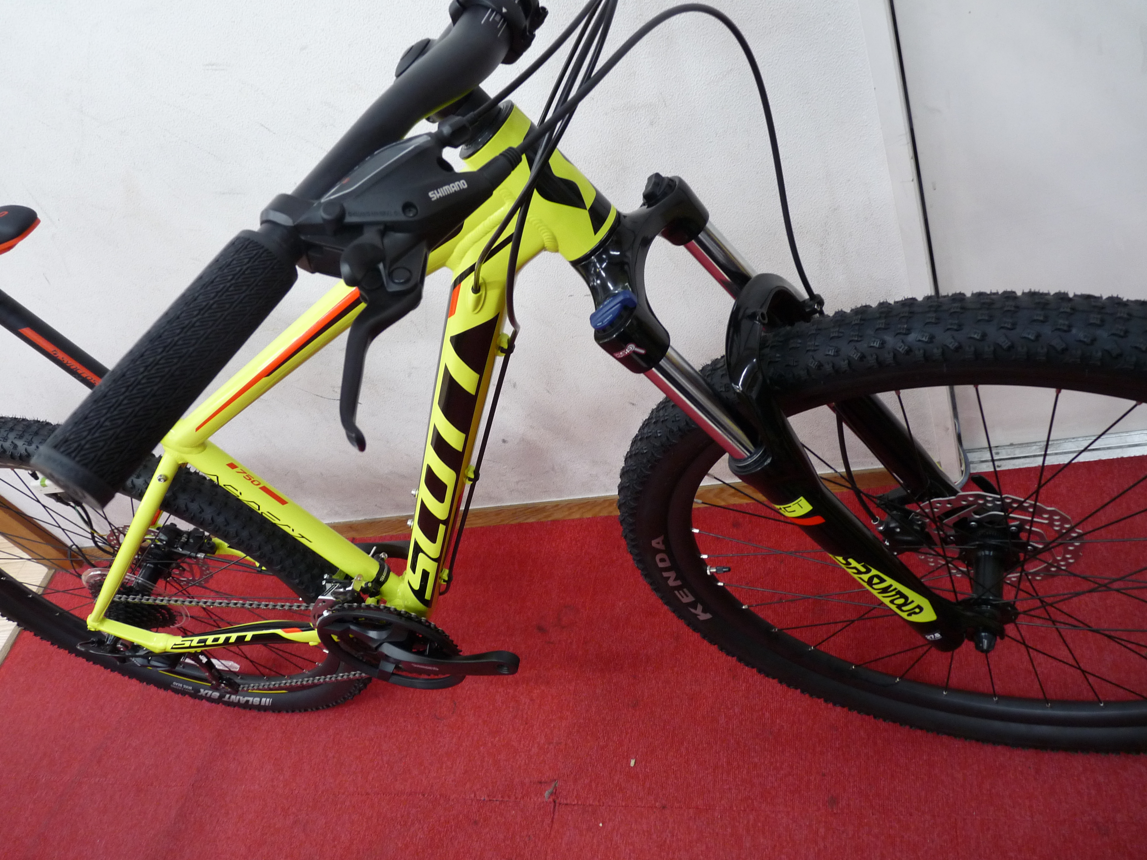 SCOTT ASPECT 750 MTBを日常の移動手段からオフロードへのチャレンジに