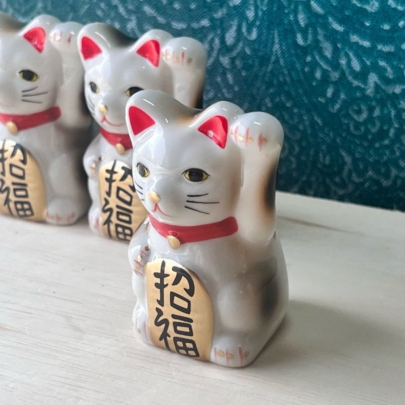 ミニサイズまねき猫 置物 陶器 1個