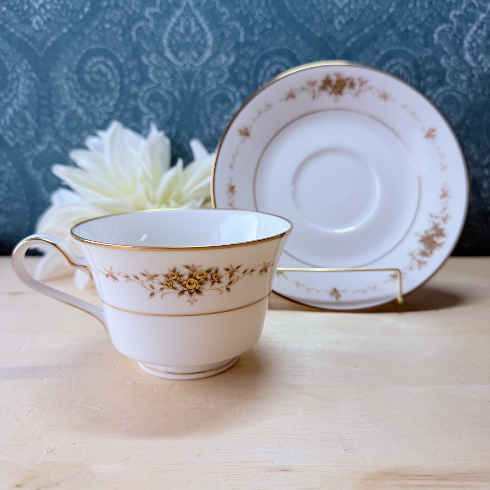 NORITAKE suffolk ノリタケ アイボリーチャイナ サフォーク カップ