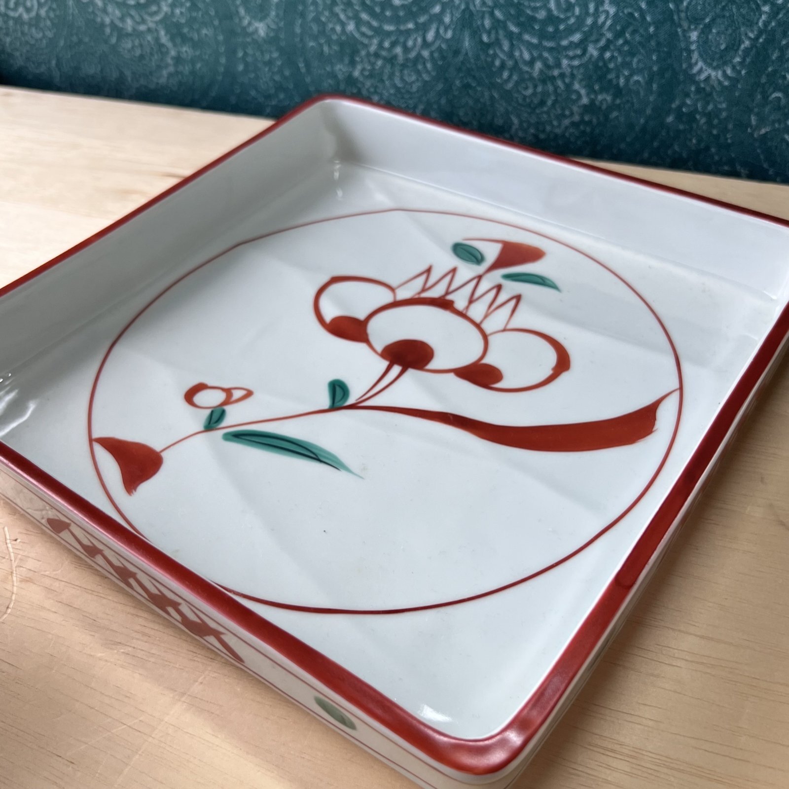 橘吉 赤絵角大皿 たち吉